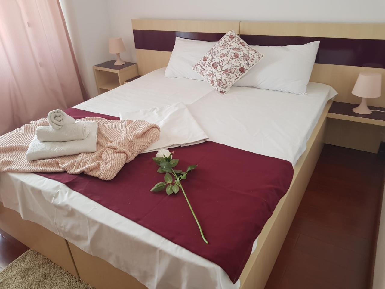 Divan Residence Apartments Bucarest Esterno foto
