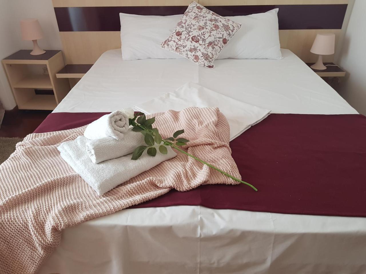 Divan Residence Apartments Bucarest Esterno foto
