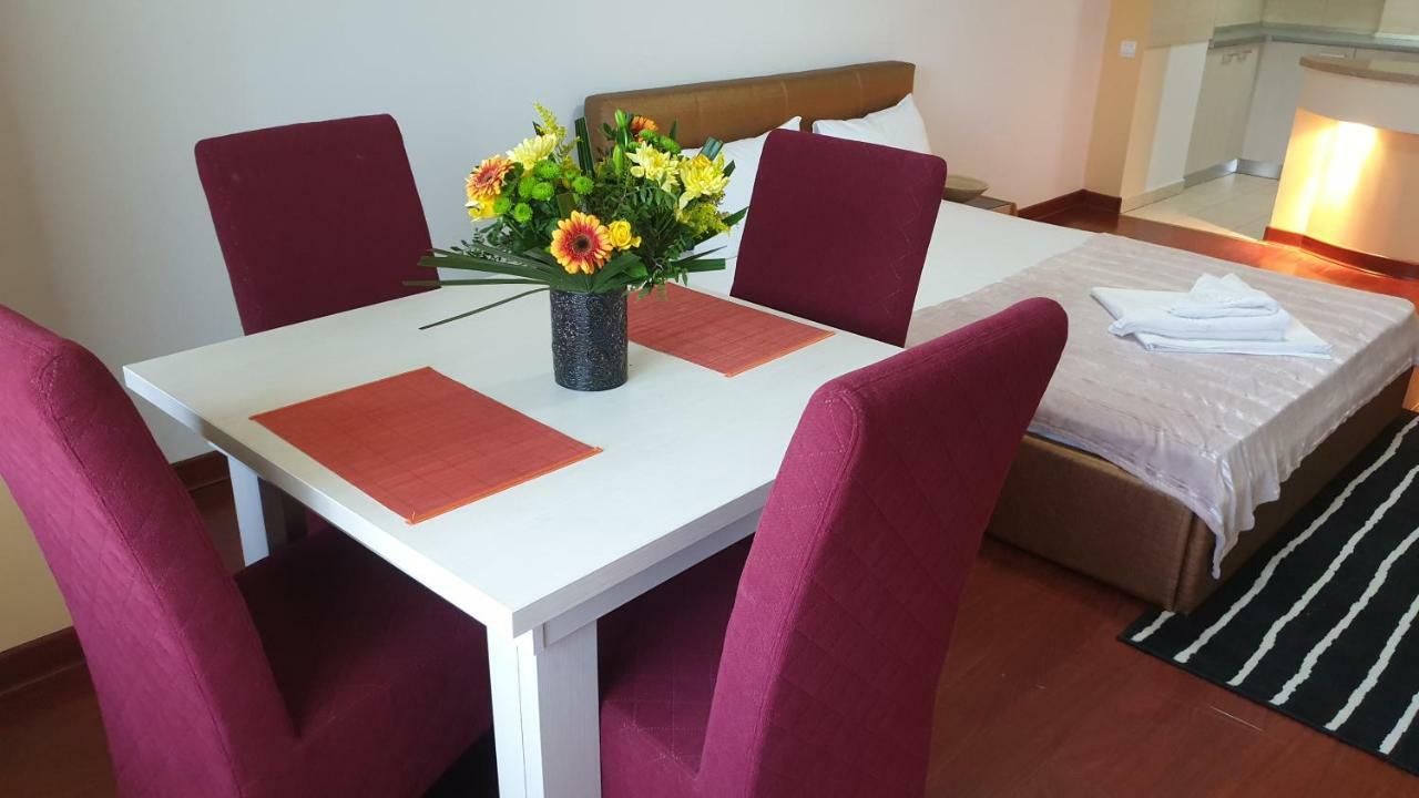 Divan Residence Apartments Bucarest Esterno foto